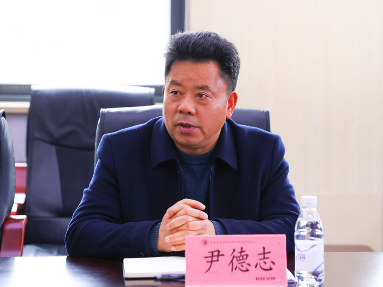 西华马院到访5